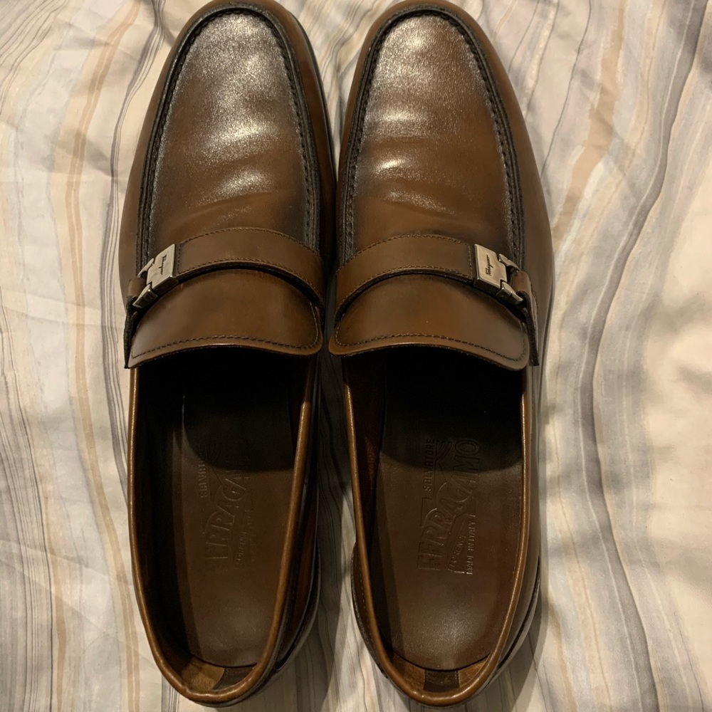 Brown Ferragamo 12E loafers